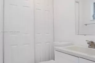 1340 Lincoln Rd, Miami Beach, FL 33139 - Photo 11