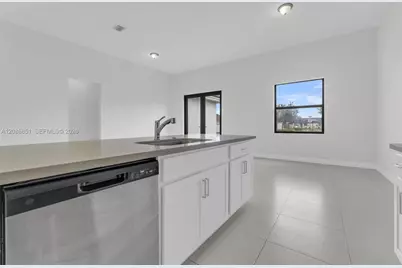19447 SW 124th Ct, Miami, FL 33177 - Photo 13