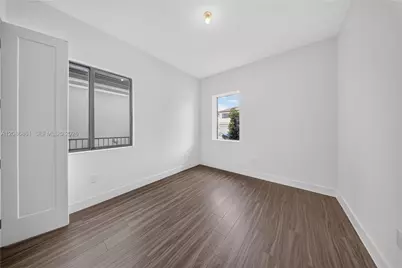 19638 NE 14th Ave #19638, Miami, FL 33179 - Photo 17