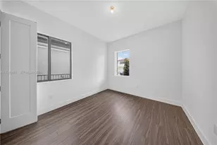19638 NE 14th Ave, Miami, FL 33179 - Photo 17