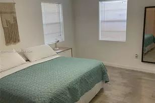 2375 NE 185th St, Miami, FL 33180 - Photo 13