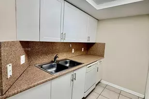2475 NW 16th St Rd, Miami, FL 33125 - Photo 11