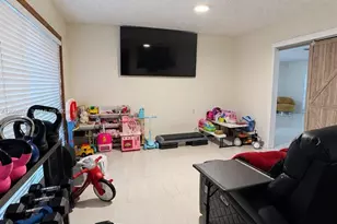 695 SW 65th Ave, Margate, FL 33068 - Photo 13