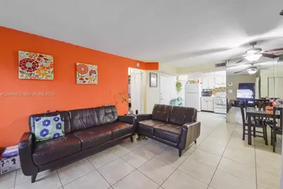 20005 NE 3rd Ct #3, Miami, FL 33179 - Photo 7