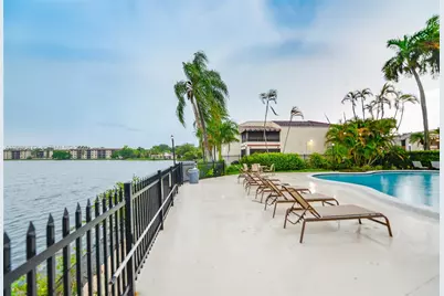 20005 NE 3rd Ct #3, Miami, FL 33179 - Photo 25
