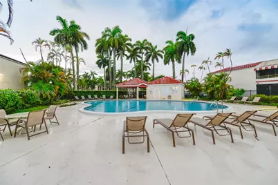 20005 NE 3rd Ct #3, Miami, FL 33179 - Photo 23