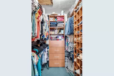 1300 W 53rd St #20, Hialeah, FL 33012 - Photo 21