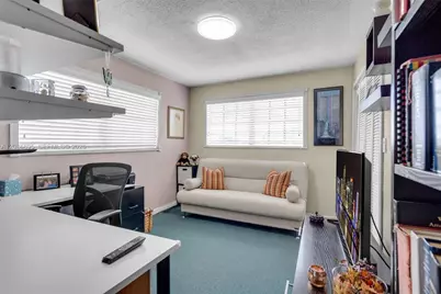 1300 W 53rd St #20, Hialeah, FL 33012 - Photo 17