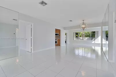 2475 NE 214th St, Aventura, FL 33180 - Photo 5