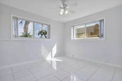 2475 NE 214th St, Aventura, FL 33180 - Photo 25