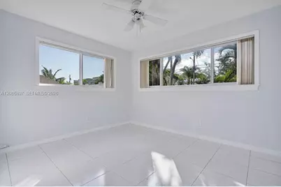 2475 NE 214th St, Aventura, FL 33180 - Photo 27