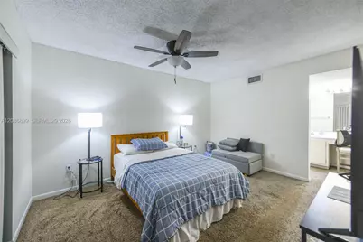 20220 NE 3rd Ct #2, Miami, FL 33179 - Photo 11