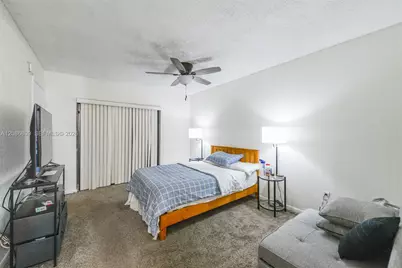 20220 NE 3rd Ct #2, Miami, FL 33179 - Photo 13