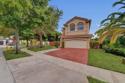 13725 SW 50th Ct, Miramar, FL 33027 - Photo 3