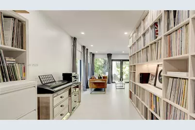 4080 Lybyer Ave, Miami, FL 33133 - Photo 29