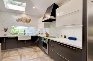 4080 Lybyer Ave, Miami, FL 33133 - Photo 13