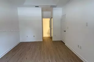 8671 NW 112th Ct, Doral, FL 33178 - Photo 25