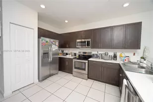 1231 SE 27th Terrace, Homestead, FL 33035 - Photo 5