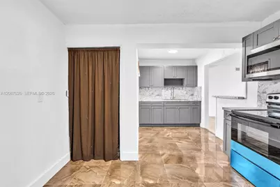 1824 NW 25th Ave, Fort Lauderdale, FL 33311 - Photo 9