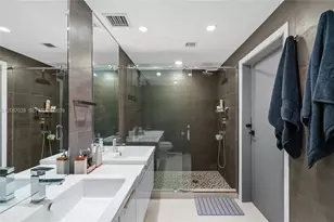 90 SW 3rd St, Miami, FL 33130 - Photo 17