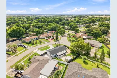 1707 S Curlew Ln, Homestead, FL 33035 - Photo 49