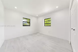 1707 S Curlew Ln, Homestead, FL 33035 - Photo 27
