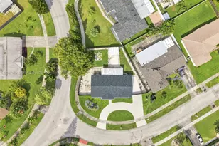 1707 S Curlew Ln, Homestead, FL 33035 - Photo 45