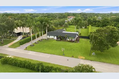 13402 SW 29th St, Davie, FL 33330 - Photo 53