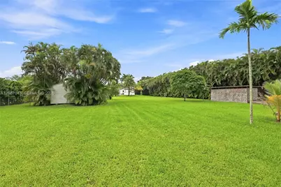 13402 SW 29th St, Davie, FL 33330 - Photo 47