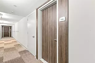 92 SW 3rd St, Miami, FL 33130 - Photo 23