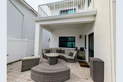 Undisclosed Undisclosed, Pembroke Pines, FL 33324 - Photo 1