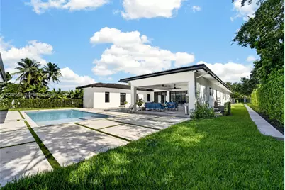 11681 SW 93rd St, Miami, FL 33176 - Photo 39