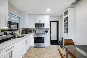30 NW 56th Ct, Miami, FL 33126 - Photo 17