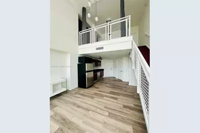 253 NE 2nd St #630, Miami, FL 33132 - Photo 3