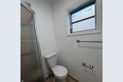 3932 NW 39th Ave, Lauderdale Lakes, FL 33309 - Photo 19