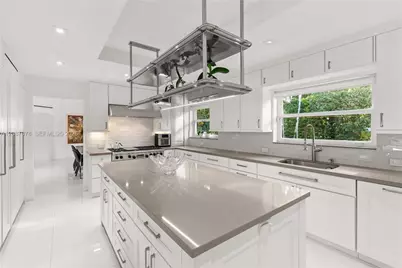 1261 N Greenway Dr, Coral Gables, FL 33134 - Photo 33