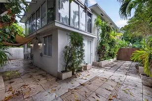 1055 SW 12th St, Miami, FL 33129 - Photo 1