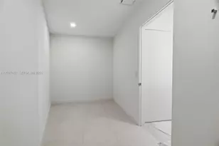 1400 Biscayne Blvd, Miami, FL 33132 - Photo 23