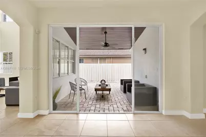 8324 NW 115th Ct #8324, Doral, FL 33178 - Photo 7