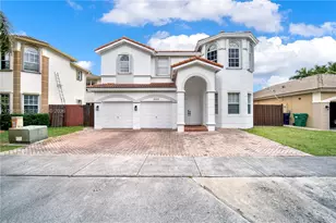 8324 NW 115th Ct, Doral, FL 33178 - Photo 1