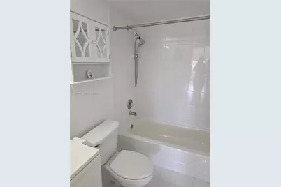 9310 Fontainebleau Blvd #606, Miami, FL 33172 - Photo 19