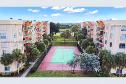 9310 Fontainebleau Blvd #606, Miami, FL 33172 - Photo 3