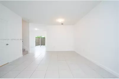 2667 SE 10th St #0, Homestead, FL 33035 - Photo 5