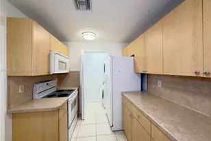 6520 NW 114th Ave, Doral, FL 33178 - Photo 11
