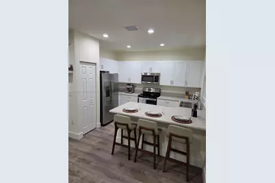 11079 W 32nd Ln, Hialeah, FL 33018 - Photo 3