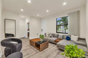 11079 W 32nd Ln, Hialeah, FL 33018 - Photo 15