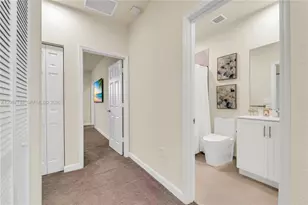 11079 W 32nd Ln, Hialeah, FL 33018 - Photo 23