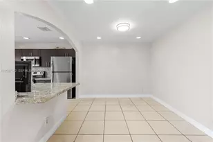 310 SW 96th Terrace, Pembroke Pines, FL 33025 - Photo 5