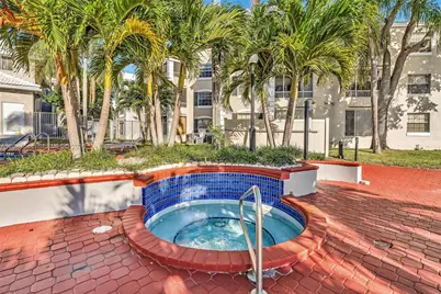 2881 N Oakland Forest Dr #113, Oakland Park, FL 33309 - Photo 29
