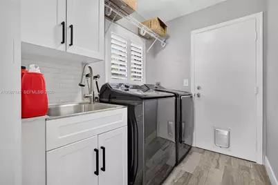 10885 SW 1st Ct, Coral Springs, FL 33071 - Photo 37